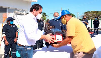 b_400_0_16777215_00_images_2020_diciembre_progreso_entrega-de-equipos-y-uniforme-6.jpg