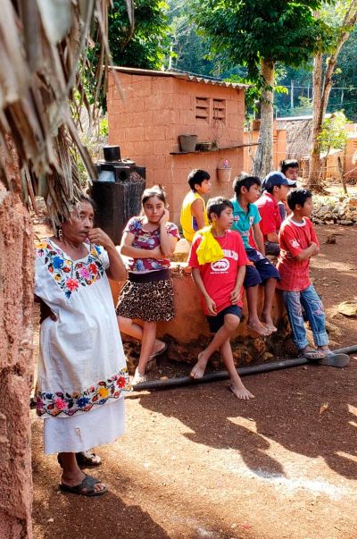 b_400_0_16777215_00_images_2020_febrero_yucatan_comunidad-maya-1.jpg