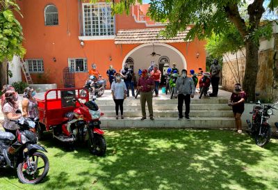 b_400_0_16777215_00_images_2020_julio_yucatan_entrega-de-motocicletas-02.jpg