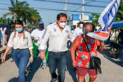 b_400_0_16777215_00_images_2021_abril_progreso_Con-vecinos-de-la-colonia-Centro-02.jpg