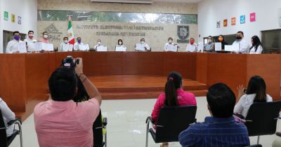 b_400_0_16777215_00_images_2021_abril_yucatan_Firma-Pacto-1.jpg