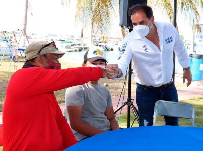 b_400_0_16777215_00_images_2021_mayo_progreso_Dialogo-con-trabajadores-de-marinas-01.jpg