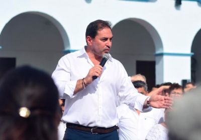 b_400_0_16777215_00_images_agosto_progreso_reunion-trabajadores-3.jpg