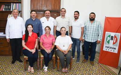 b_400_0_16777215_00_images_agosto_yucatan_pri-reunion-diputados.jpg