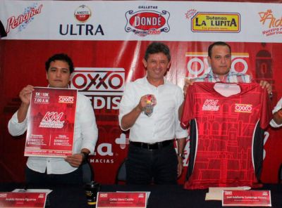 b_400_0_16777215_00_images_octubre_deportes_carrera-oxxo-2.jpg