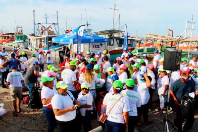 b_400_0_16777215_00_images_octubre_progreso_voluntarios-limpieza-de-la-caleta.jpg