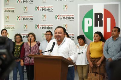 b_400_0_16777215_00_images_octubre_yucatan_pri_pri-dialogo-con-municipios-3.jpg